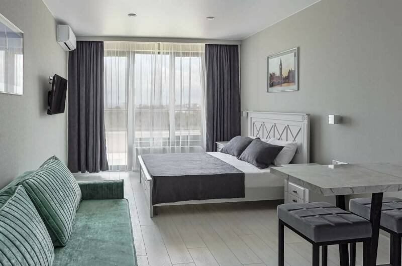 Апартаменты «Золотой Песок» вид на город